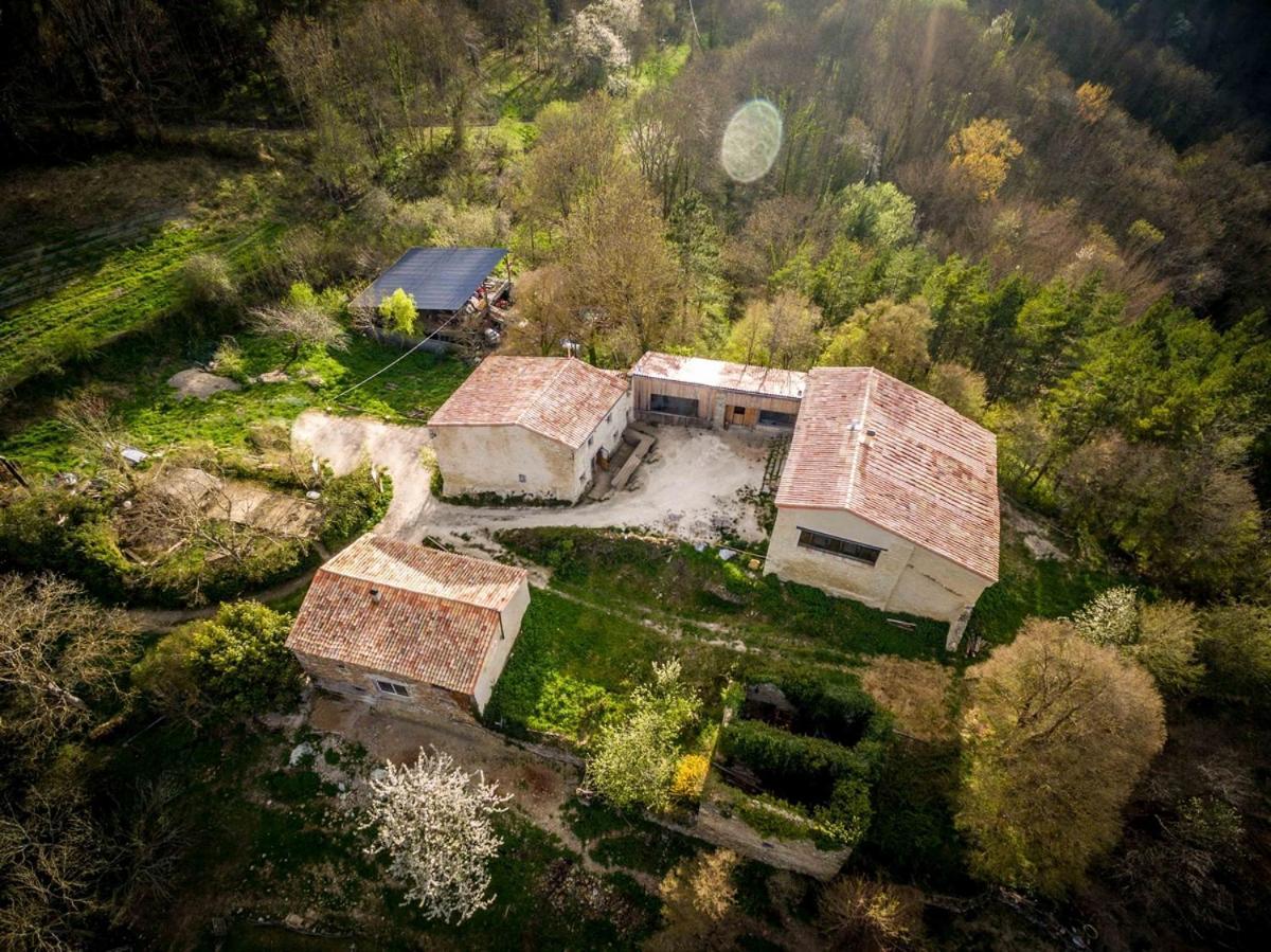 Domaine Des Massols Bed & Breakfast Marsat Exterior photo